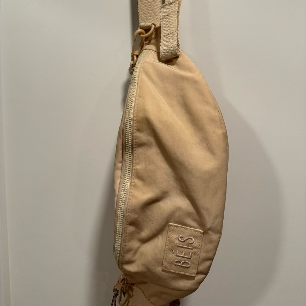 Fanny pack